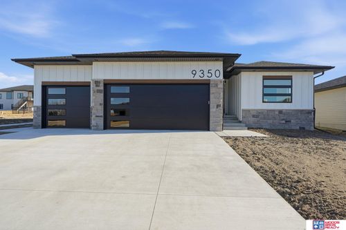 9350 S 86th St, Lincoln, NE, 68516-9517 | Card Image