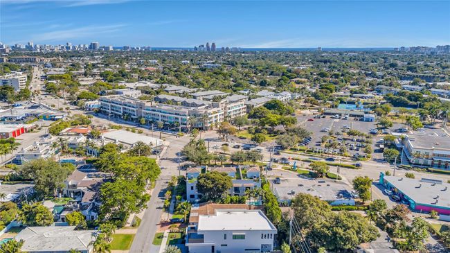 430 Ne 21 St Ct, House other with 3 bedrooms, 4 bathrooms and null parking in Wilton Manors FL | Image 60