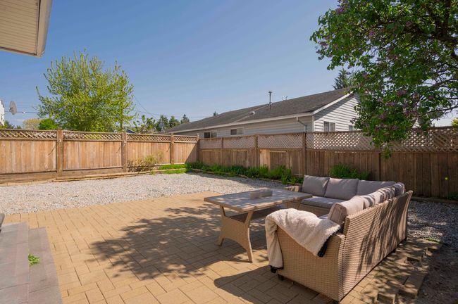 20294 116 B Ave, House other with 3 bedrooms, 2 bathrooms and 4 parking in Maple Ridge BC | Image 24