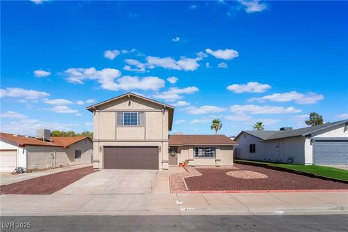 845 Mainsail Ct, Henderson, NV, 89002-8457 | Card Image