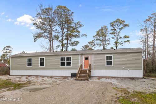 801 Lola Rd, Cedar Island, NC, 28520-9604 | Card Image