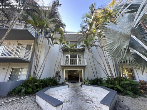 apt-213n-7403 Sw 82nd St, Miami, FL, 33143-7601 | Card Image