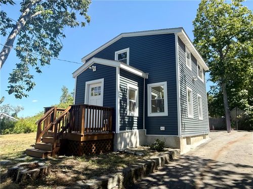 64 Ormsby Ave, Warwick, RI, 02886-9622 | Card Image