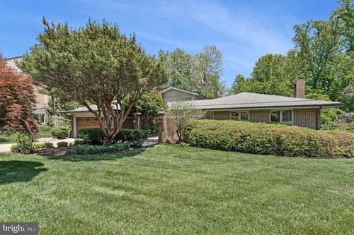 6952 Kyleakin Ct, MCLEAN, VA, 22101-1556 | Card Image