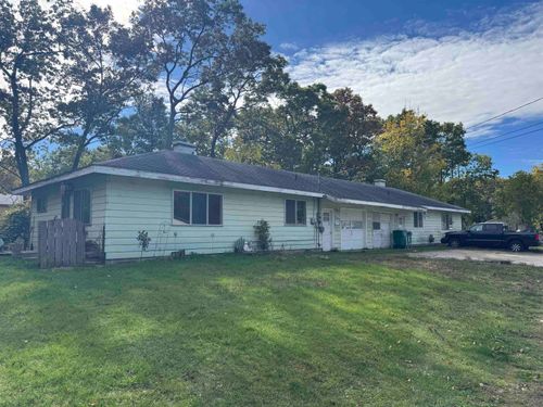 4682 Woodland Rd, Oscoda, MI, 48750-8909 | Card Image