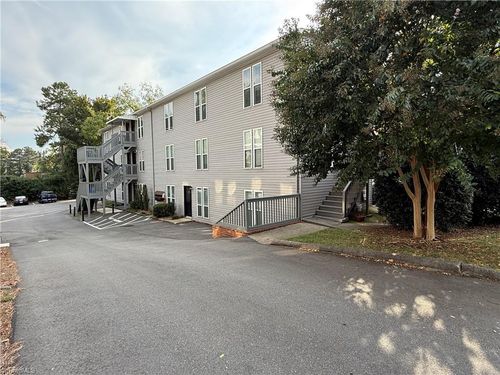 6-1426 Glade St, Winston Salem, NC, 27101-2652 | Card Image