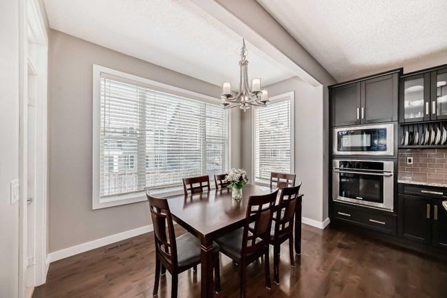 18 Rockford Road Nw, Home with 4 bedrooms, 3 bathrooms and 4 parking in Calgary AB | Image 16