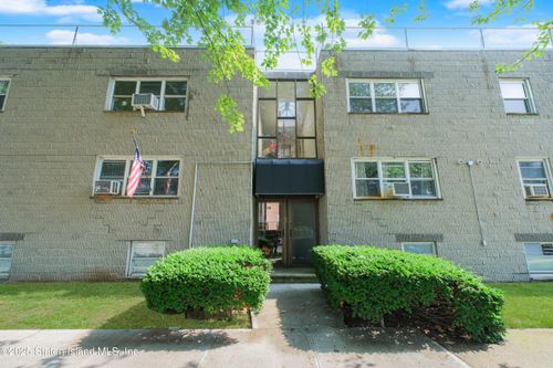 1g-15 Old Town Rd, Staten Island, NY, 10304-4224 | Card Image