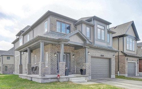201 Tall Grass Cres, Kitchener, ON, N2P0G7 | Card Image