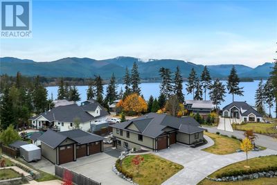 7375 Lakefront Dr, House other with 3 bedrooms, 3 bathrooms and 7 parking in Lake Cowichan BC | Image 1