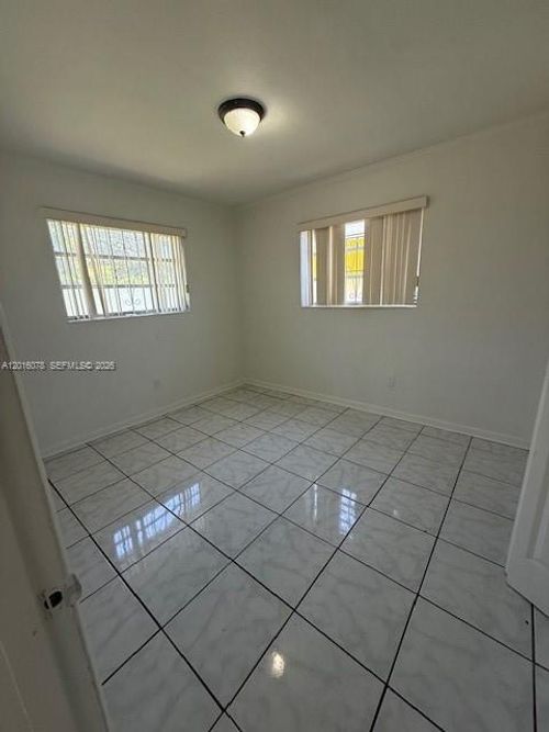1075-1075 Nw 56st, Miami, FL, 33127 | Card Image