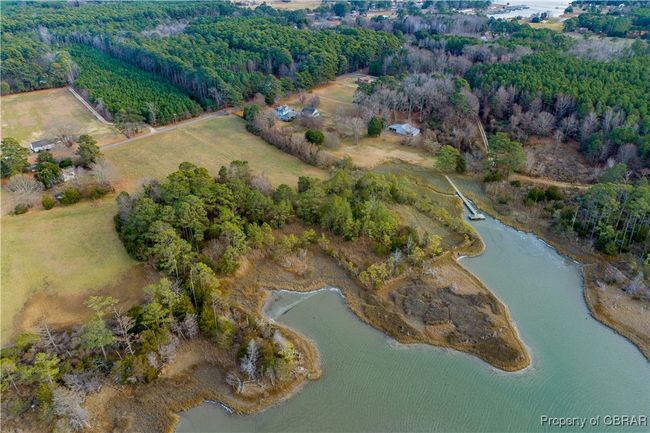 901 Circle Dr, House other with 3 bedrooms, 3 bathrooms and null parking in Port Haywood VA | Image 40