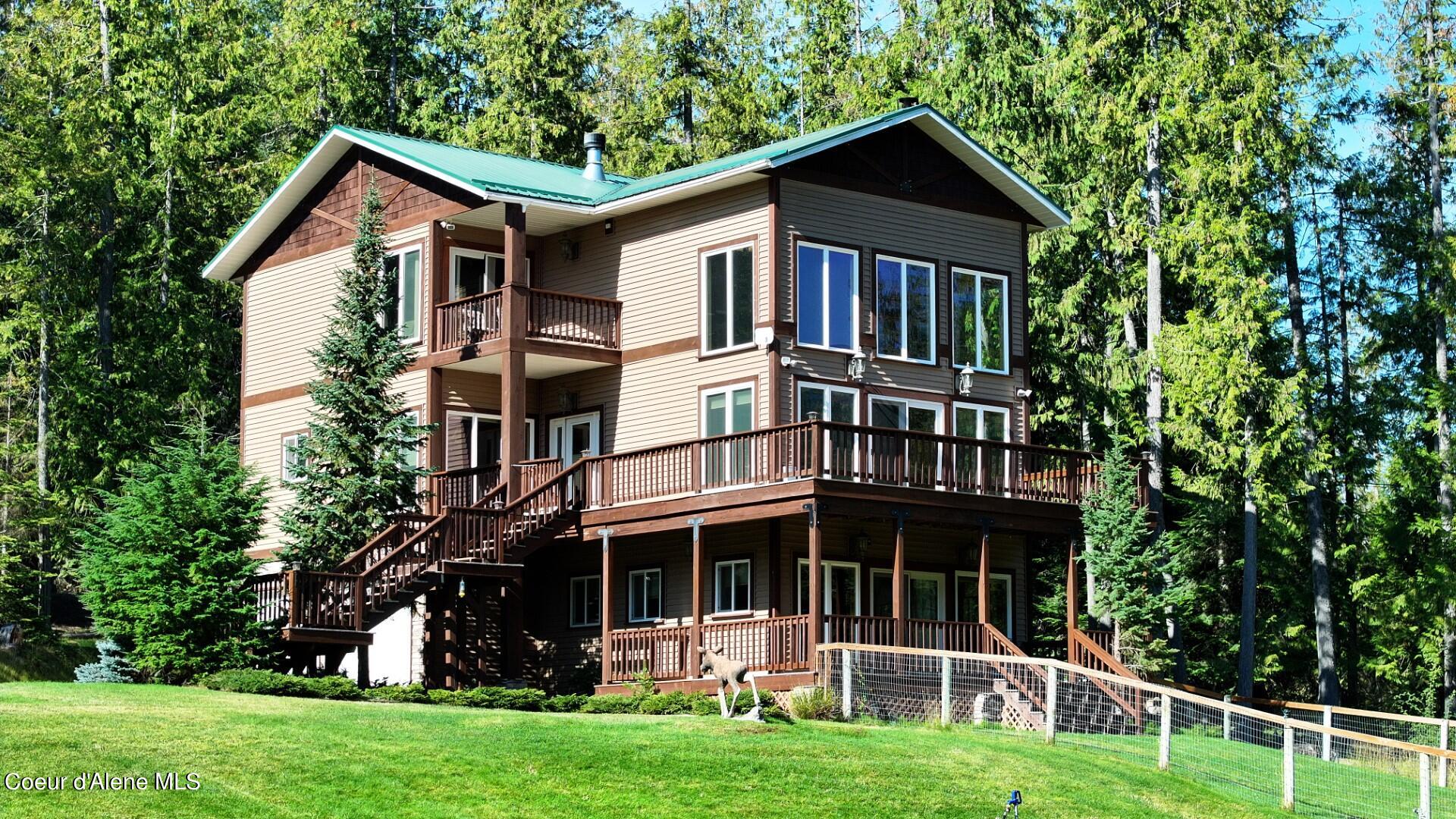 Peninsula Rd, Hope, ID 83836