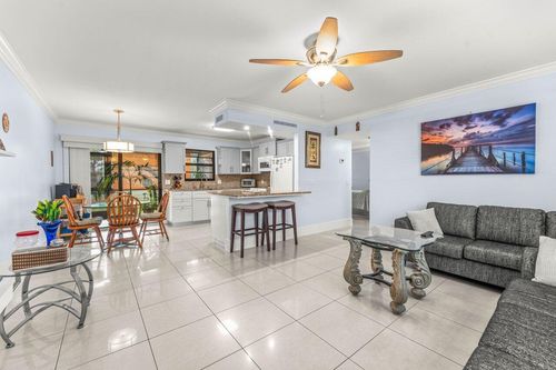 5-5954 Longbow Ln, West Palm Beach, FL, 33415-7064 | Card Image