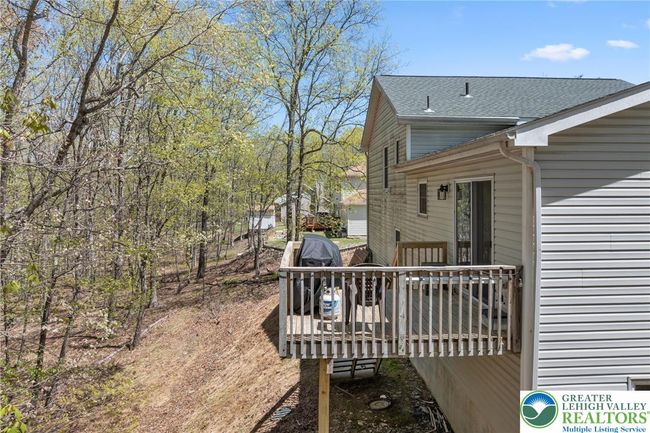 511 Lakeside Dr, House other with 4 bedrooms, 3 bathrooms and null parking in East Stroudsburg PA | Image 37