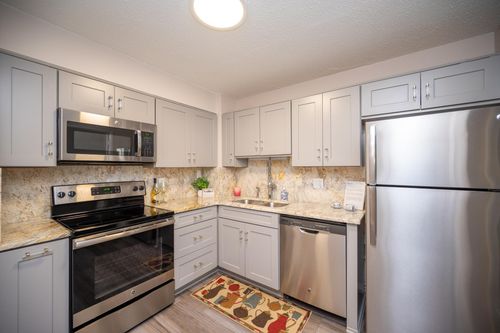 4-110-15100 Interlachen Dr, SILVER SPRING, MD, 20906-5611 | Card Image