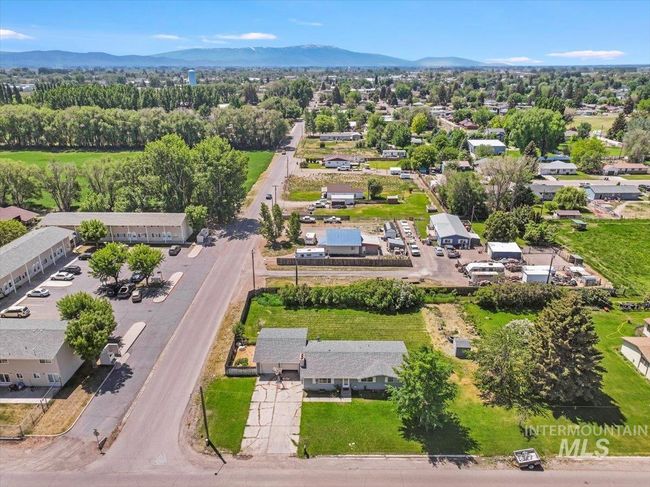 401 18 Th St, House other with 5 bedrooms, 3 bathrooms and 2 parking in Rupert ID | Image 5
