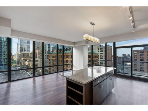 1612-465 Nicollet Mall, Minneapolis, MN, 55401 | Card Image