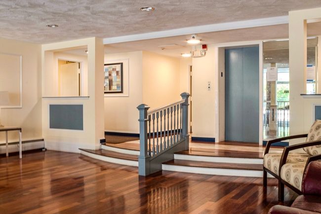 APT-312 - 50 Green St, Condo with 2 bedrooms, 2 bathrooms and 1 parking in Brookline MA | Image 5