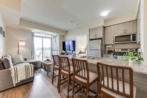 211-65 Yorkland Blvd, Brampton, ON, L6P4M5 | Card Image