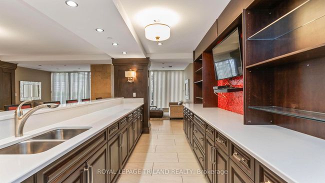 2303 - 330 Ridout St S, Condo with 2 bedrooms, 2 bathrooms and null parking in London ON | Image 41