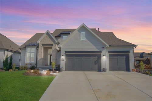 11154 W 173rd Ter, Overland Park, KS, 66221-6608 | Card Image