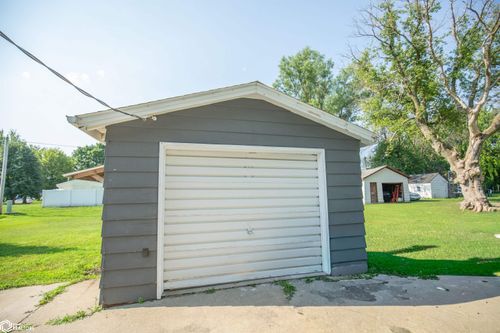 1502 E Oak St, Algona, IA, 50511-1940 | Card Image