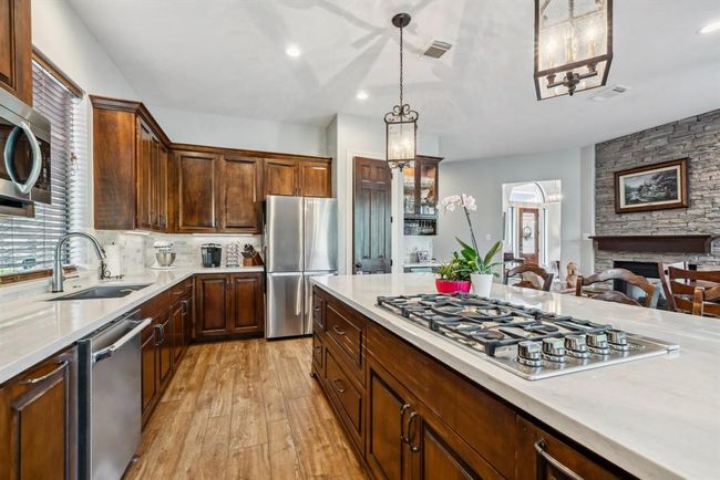 6611 Course View Ln, House other with 4 bedrooms, 5 bathrooms and 3 parking in Spring TX | Image 12