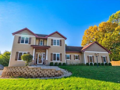 5433 Lacy Rd, Fitchburg, WI, 53711-5315 | Card Image