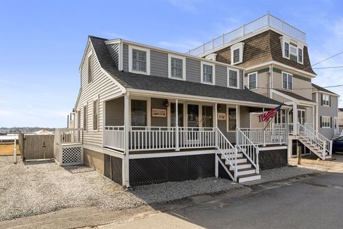 7 Moreland Ave, Hull, MA, 02045-2813 | Card Image