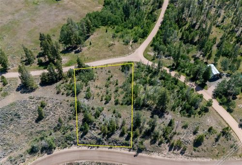 33009 Maricopa Trl, Oak Creek, CO, 80467-8572 | Card Image