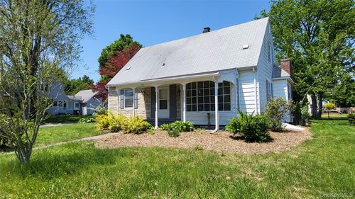 156 Doris St, Port Ewen, NY, 12466-7738 | Card Image