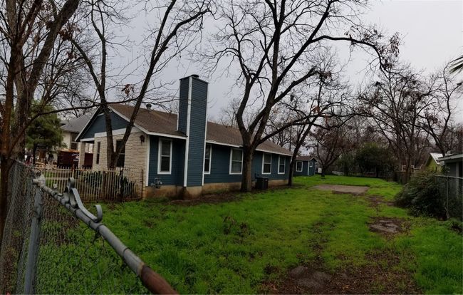 2113 Haskell St, House other with 3 bedrooms, 2 bathrooms and 4 parking in Austin TX | Image 7
