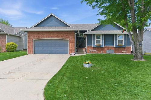 2537 N Watersedge Ct, Wichita, KS, 67205-1449 | Card Image