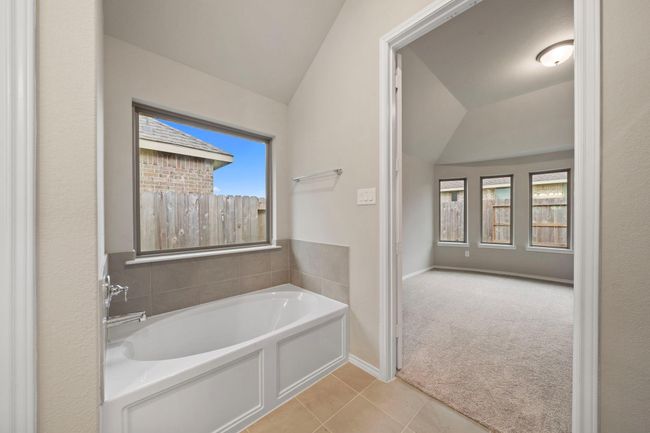 28815 Bobcat Run Dr, House other with 4 bedrooms, 2 bathrooms and 2 parking in New Caney TX | Image 17