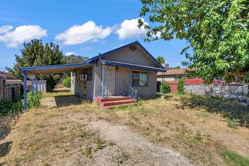 317 Barozzi Ave, Modesto, CA, 95351-5305 | Card Image