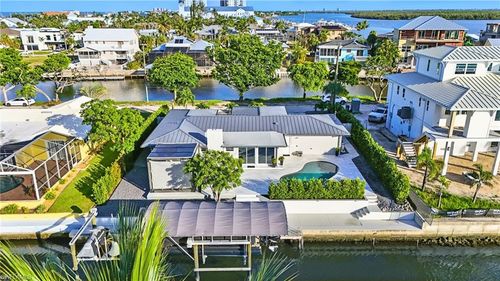 5 Glenview Manor Dr, FORT MYERS BEACH, FL, 33931-4008 | Card Image