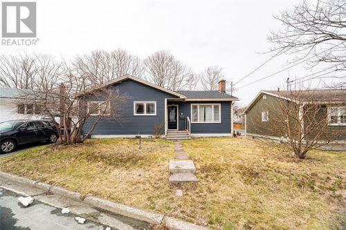 9 Davidson Pl, St. John's, NL, A1E2A4 | Card Image