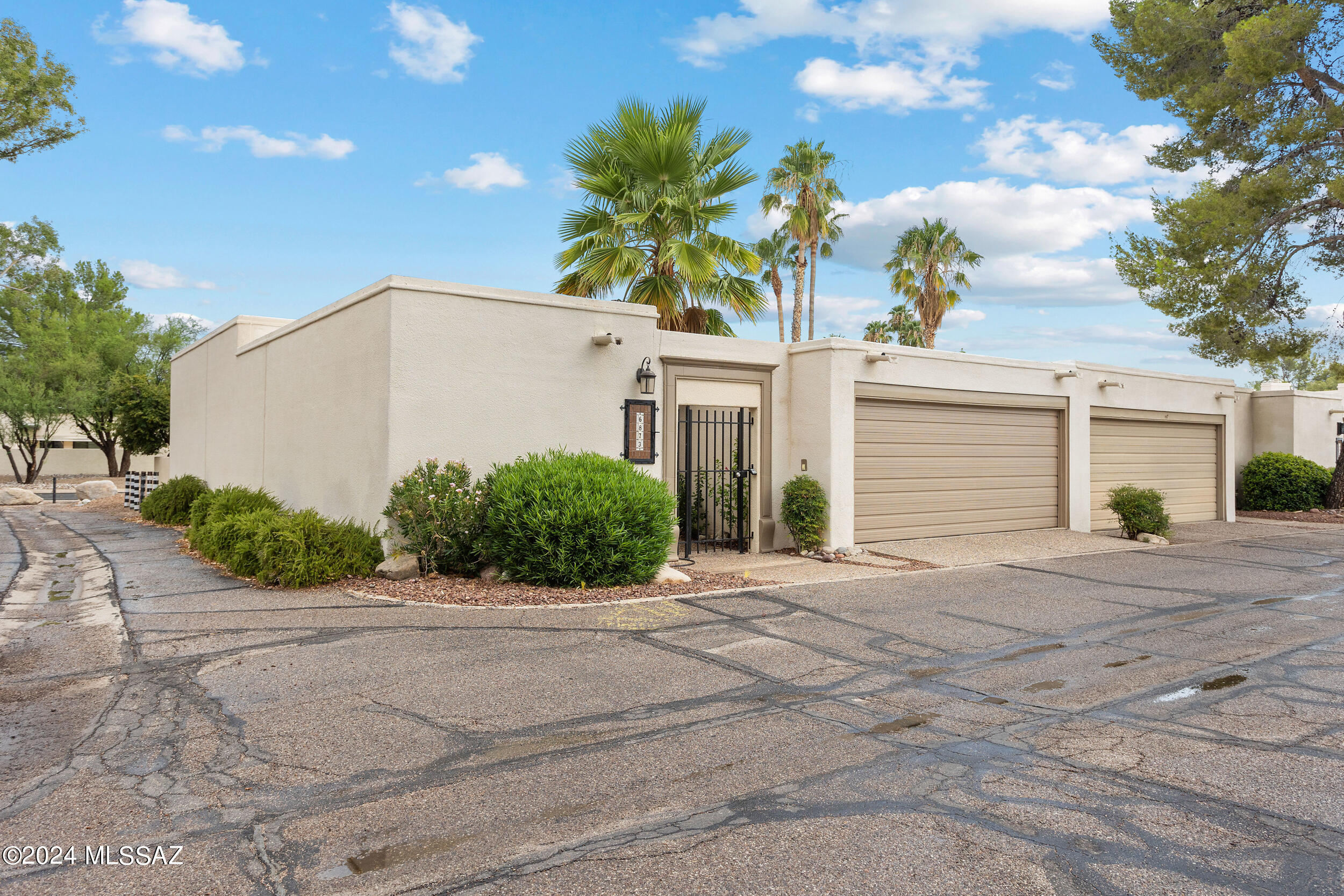 Dorado Ct, Tucson, AZ 85715