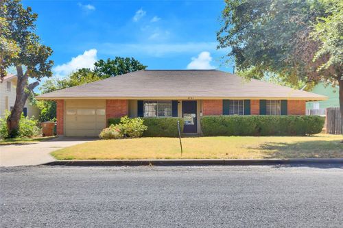 8701 Clarewood Dr, Austin, TX, 78758-7230 | Card Image