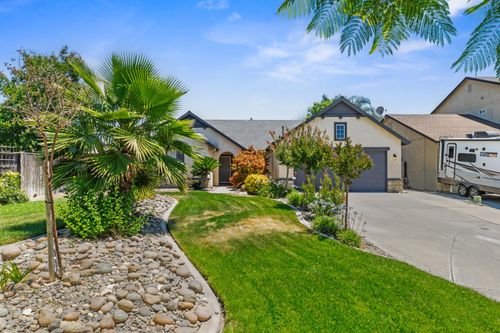 5532 Gable Court, Riverbank, CA, 95367 | Card Image