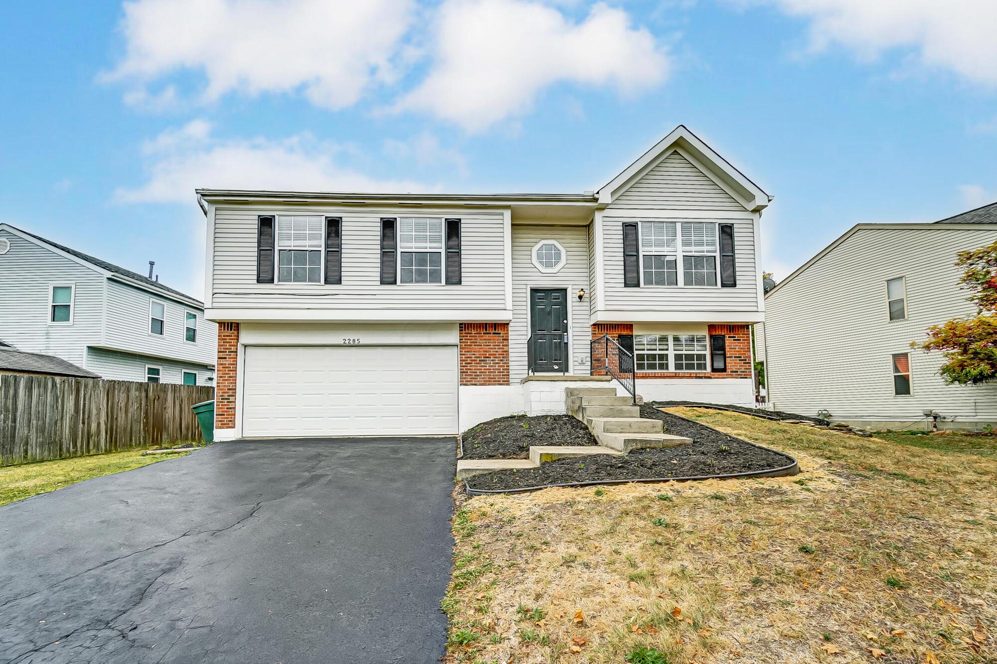 Cannonmills Dr, Grove City, OH 43123