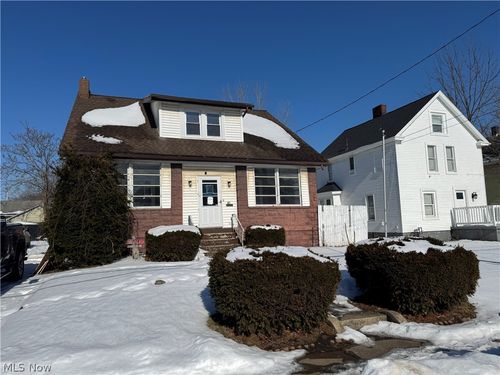 27 Wilson Ave, Niles, OH, 44446-1928 | Card Image