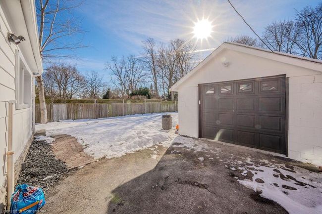 34 St George St, House other with 3 bedrooms, 2 bathrooms and 4 parking in Paris ON | Image 29