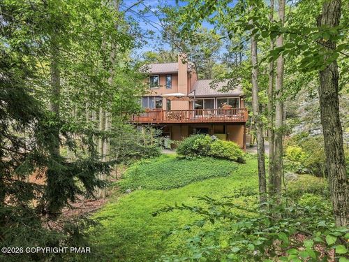6262 Lakeview Dr, Pocono Pines, PA, 18350 | Card Image