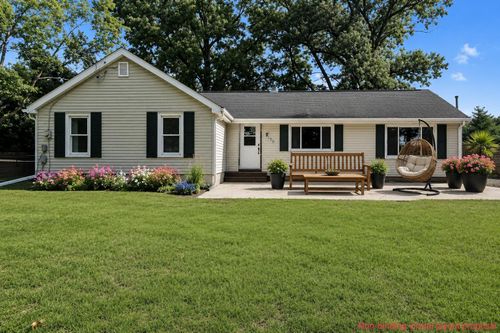 8179 W Q Ave, Kalamazoo, MI, 49009-9712 | Card Image