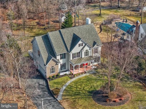 19834 Smith Cir, Ashburn, VA, 20147-2506 | Card Image