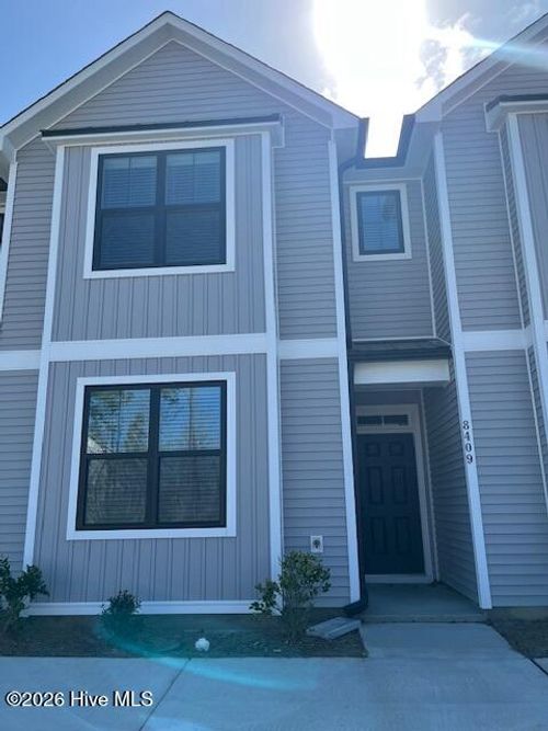 8409 Paramount Pt, Winnabow, NC, 28479-5856 | Card Image