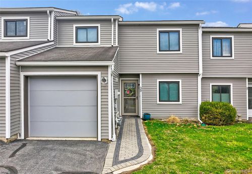 39 Butler Dr, Goshen, NY, 10924-2419 | Card Image