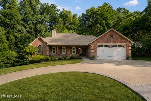 4505 Mockingbird Ln, Knoxville, TN, 37918-4421 | Card Image